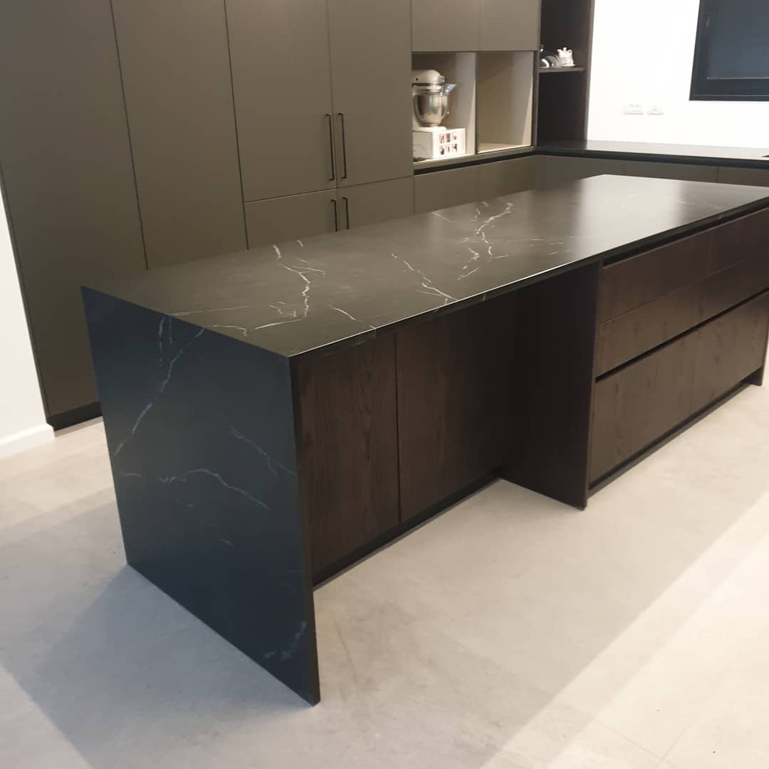 שיש למטבחים