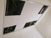 בנית משרדים מגבס סינרים ותקרה אקוסטית הכולל שפכטל וצבע
