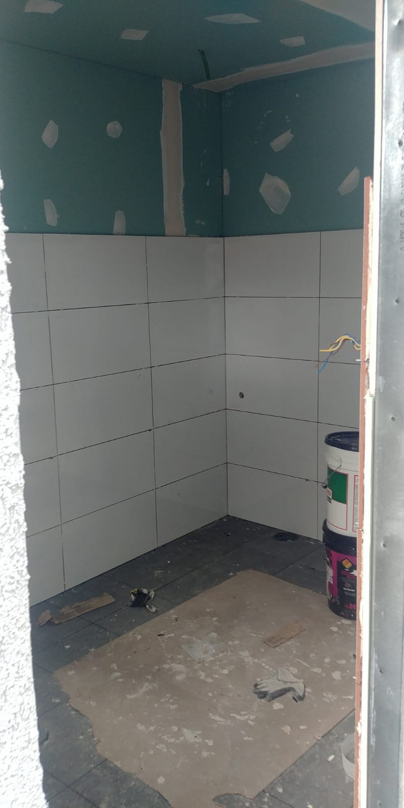 בנית שירותים מבניה קלה