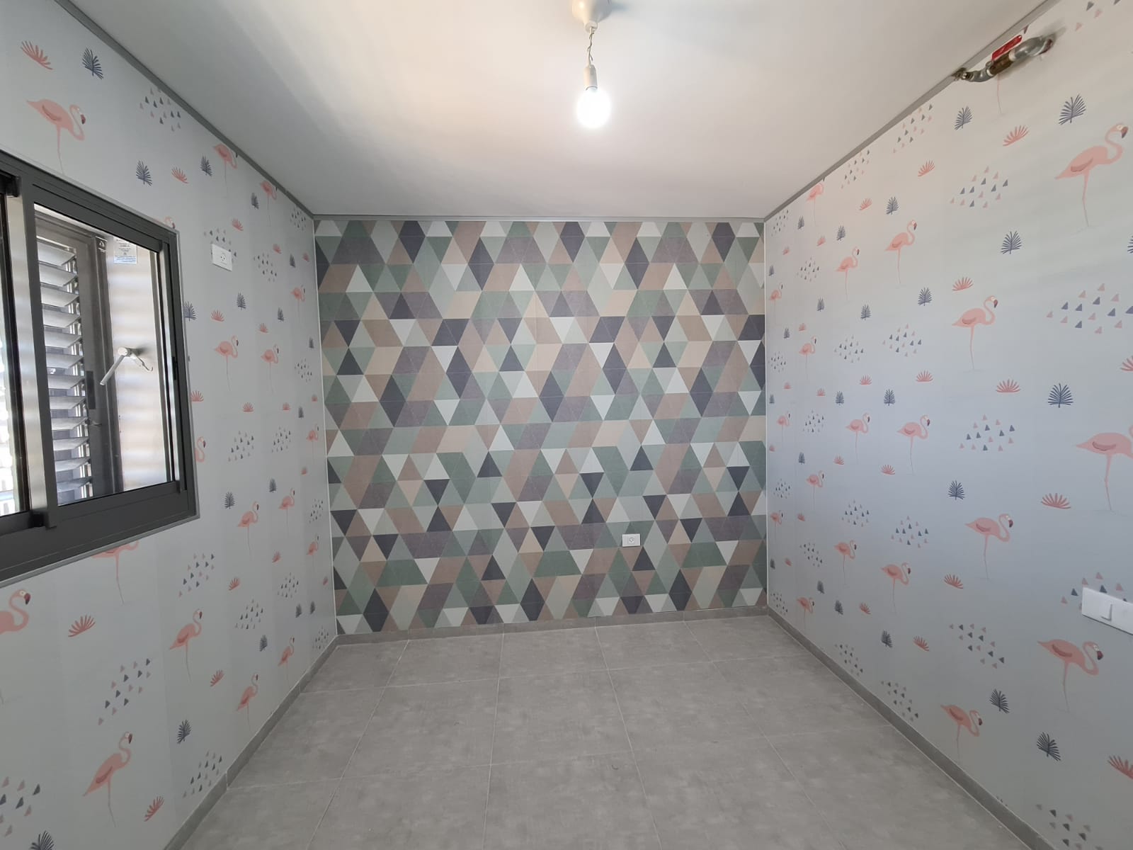 מגוון חיפויים ופרקטים