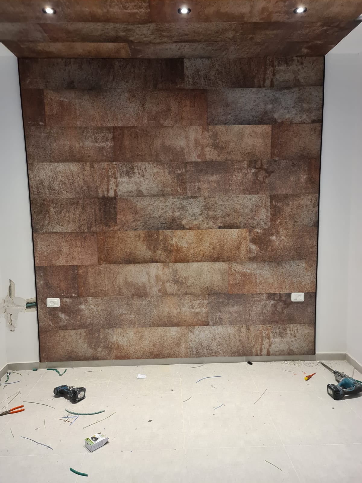 מגוון חיפויים ופרקטים