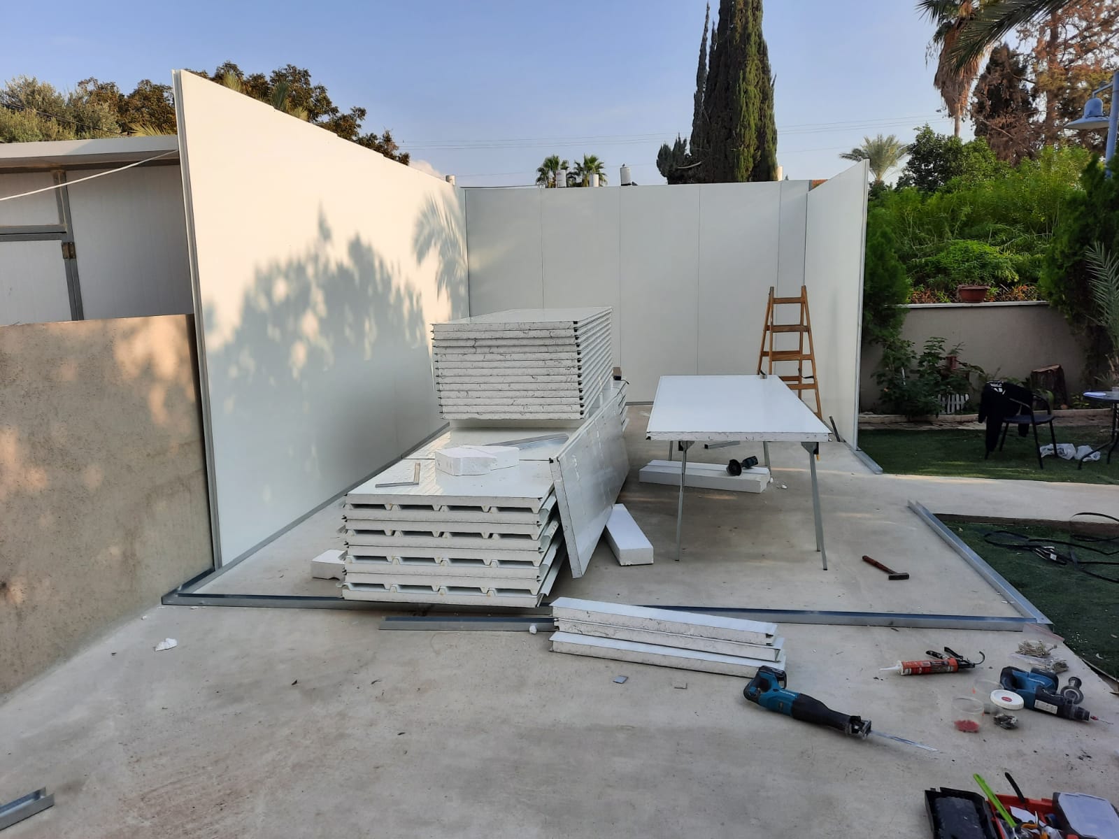 יחידת דיור מבניה קלה