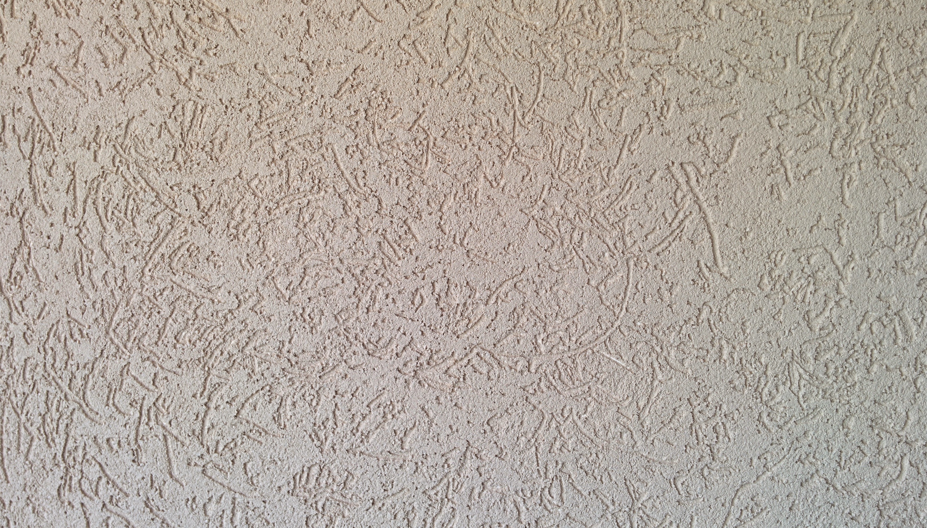 ציפויים דקורטיביים ועבודות גמר שונות