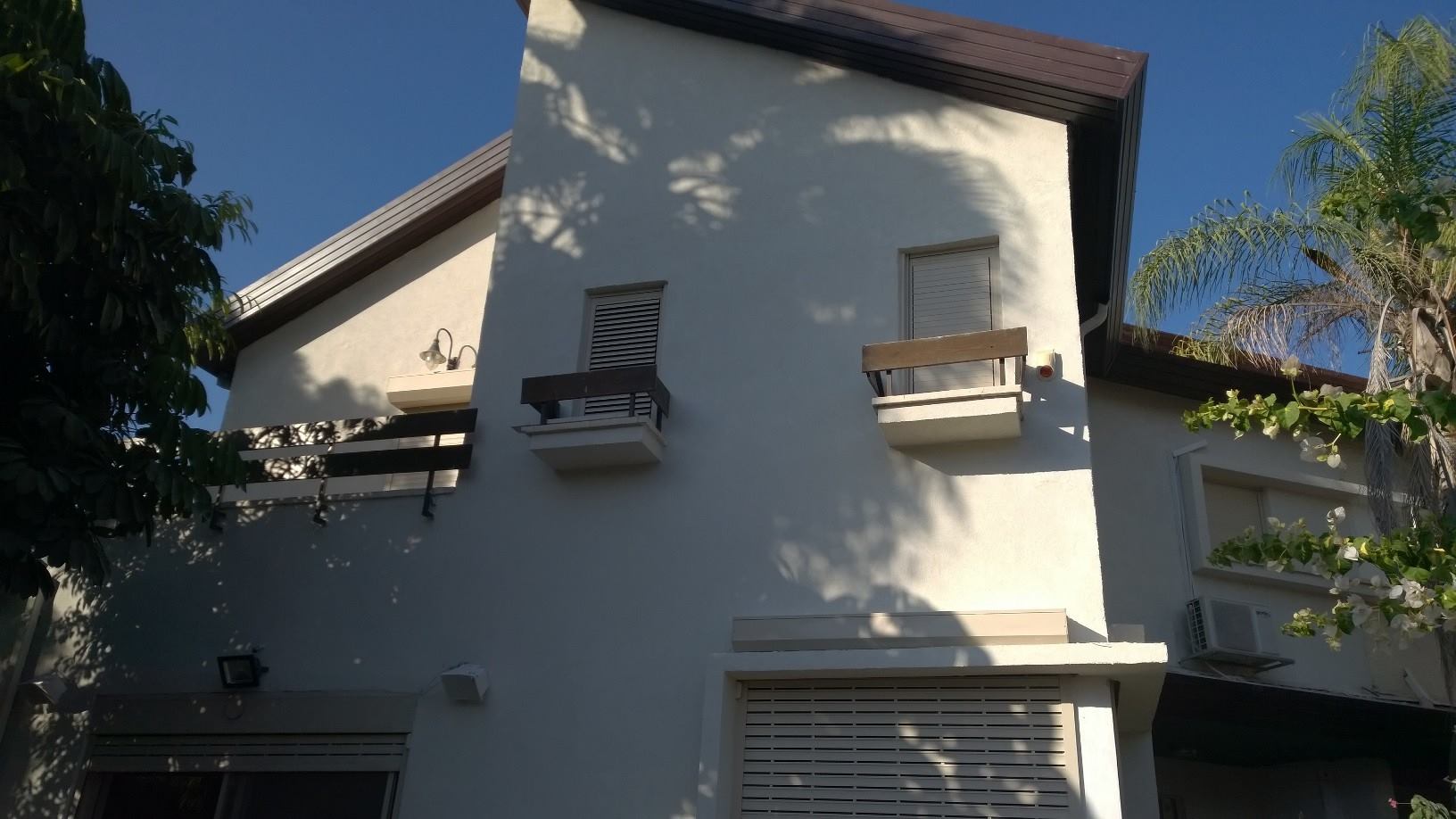 ציפויים דקורטיביים ועבודות גמר שונות