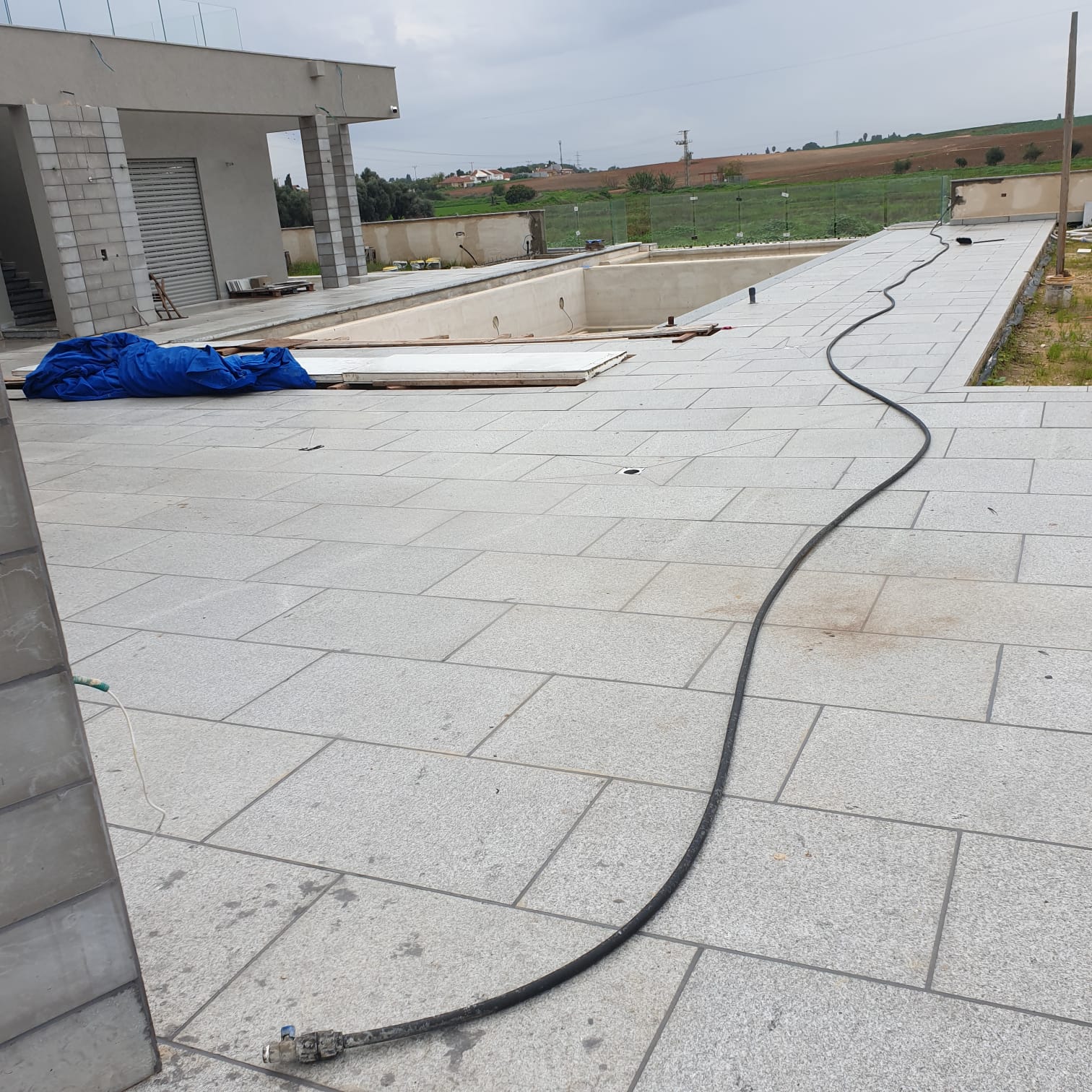 עבודות ריצוף