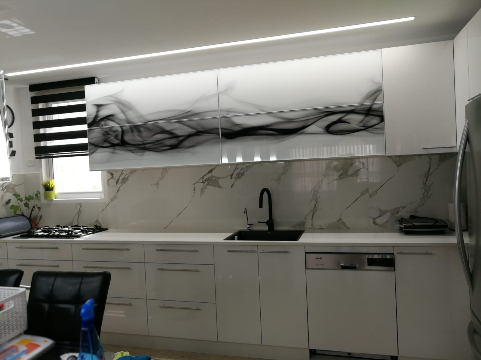 עבודות גבס עיצובי בשילוב תקרה מתוחה