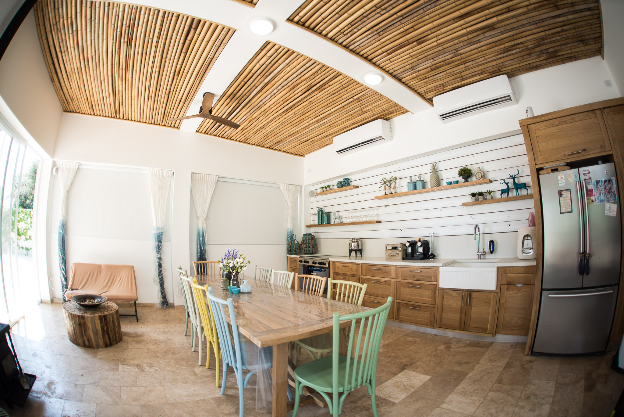 בית פרטי בנחלה בשרון + בית אורחים + בריכה.