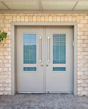 מגוון דלתות