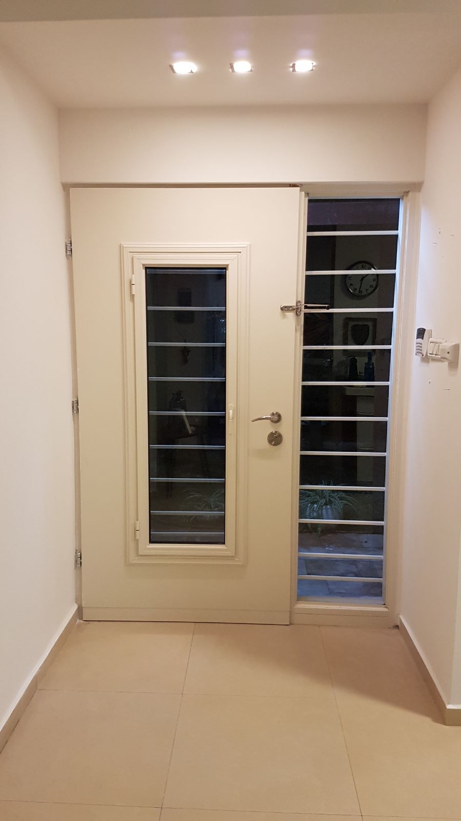 מגוון דלתות