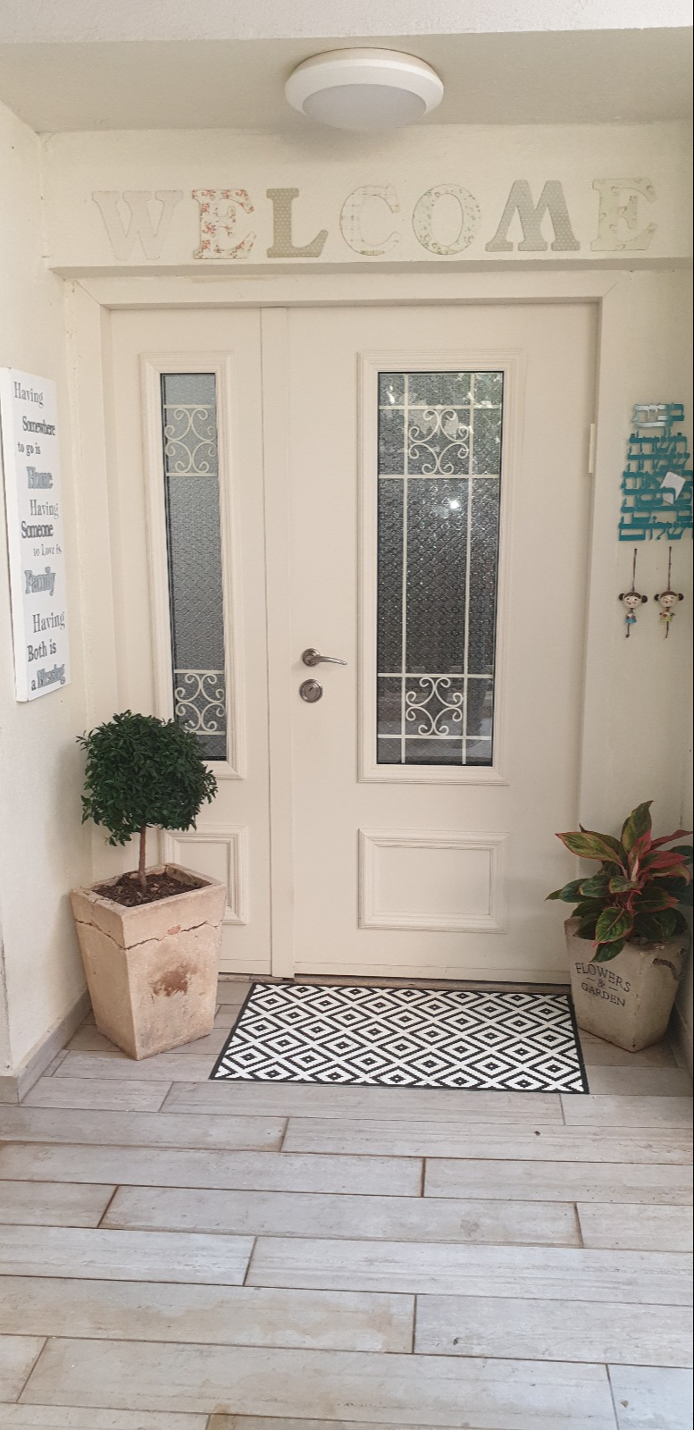 מגוון דלתות