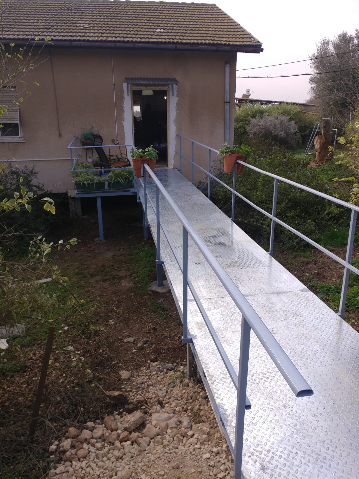 עבודות מתכת