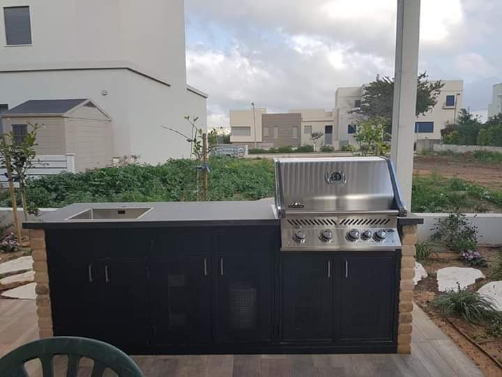 עיצובים לבית ולגינה ממתכת