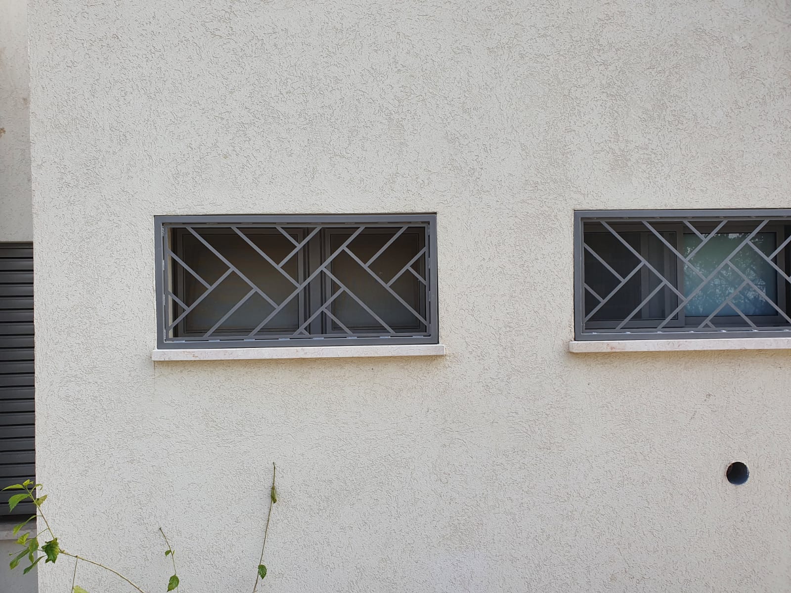 עיצובים לבית ולגינה ממתכת