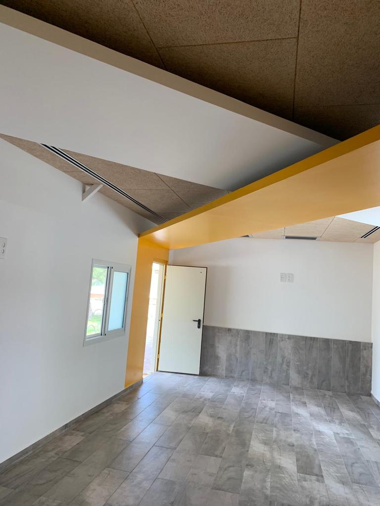 שיפוץ משרד בבסיס צבאי