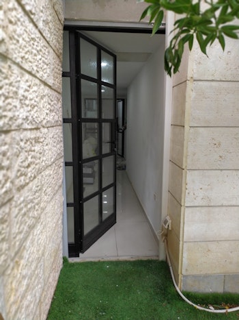 כל עבודות האלומניום.