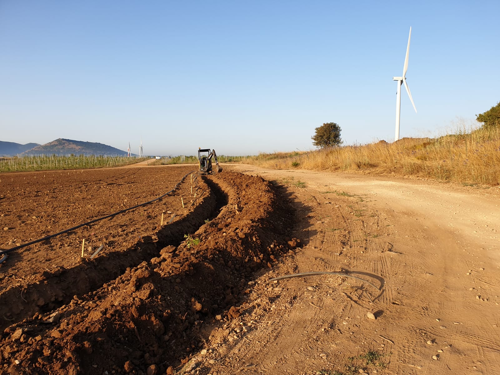 עבודות עפר ופיתוח