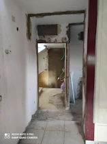 שיפוץ בדירה ללא דלת כניסה ראשית