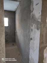 התזת בטון על קיר