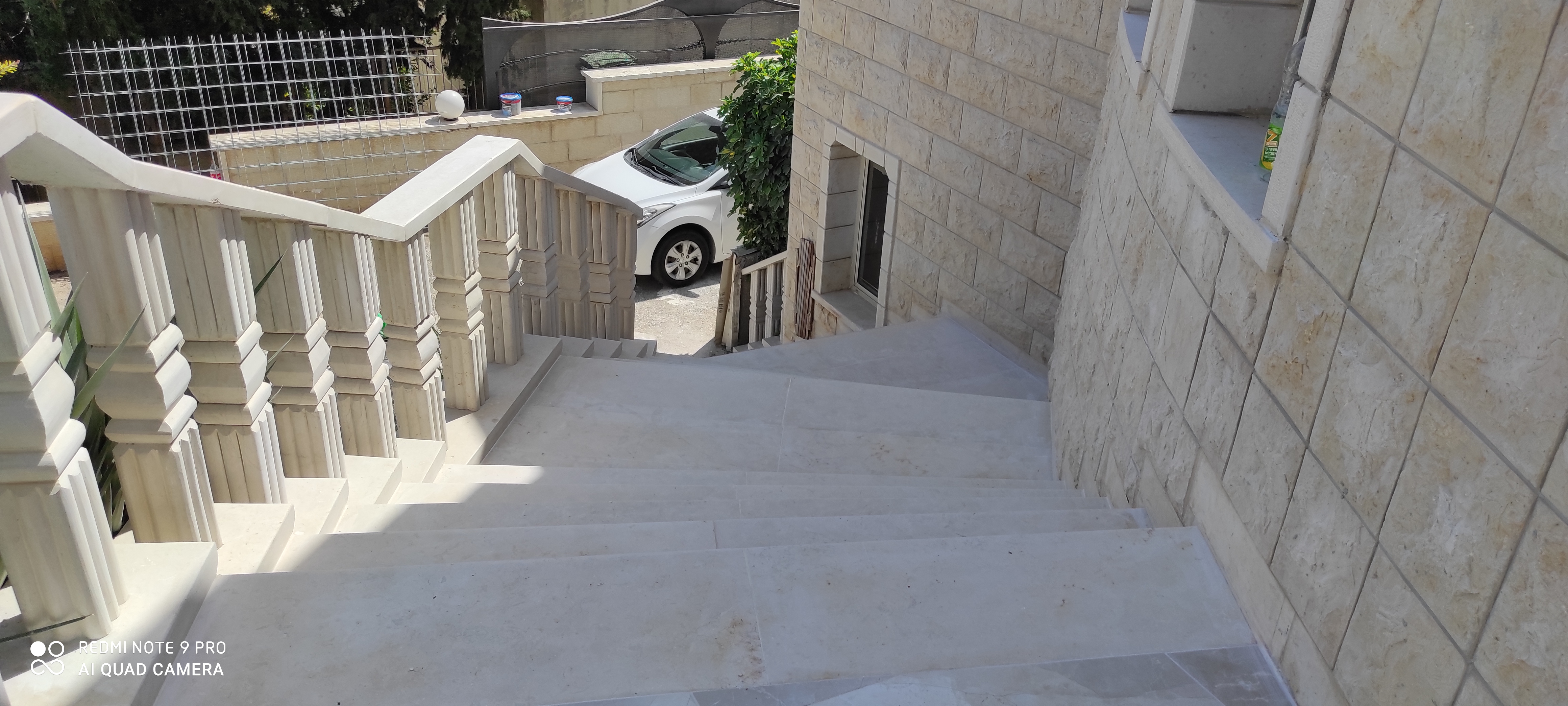 שיפוץ כללי בוילה יוקרתית בגודל 500מ''ר שתי קומות.