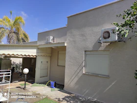 צילום קיר חיצוני לפני שיפוץ