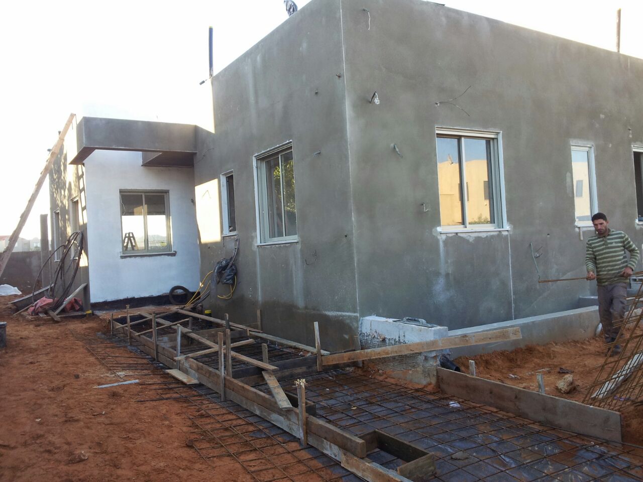 שיפוץ בשני בתים