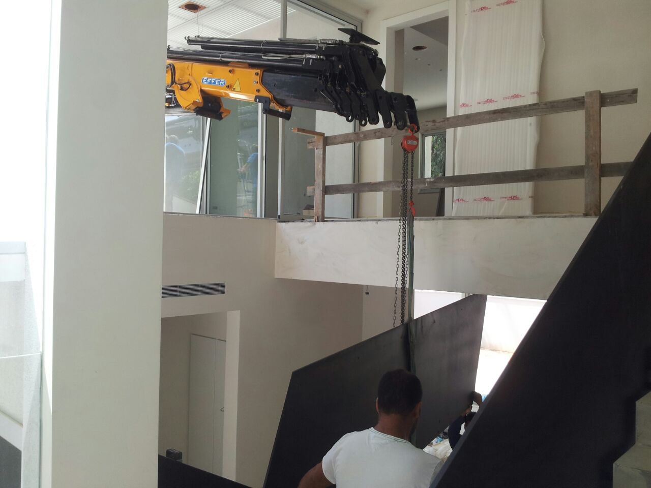 שיפוץ בשני בתים