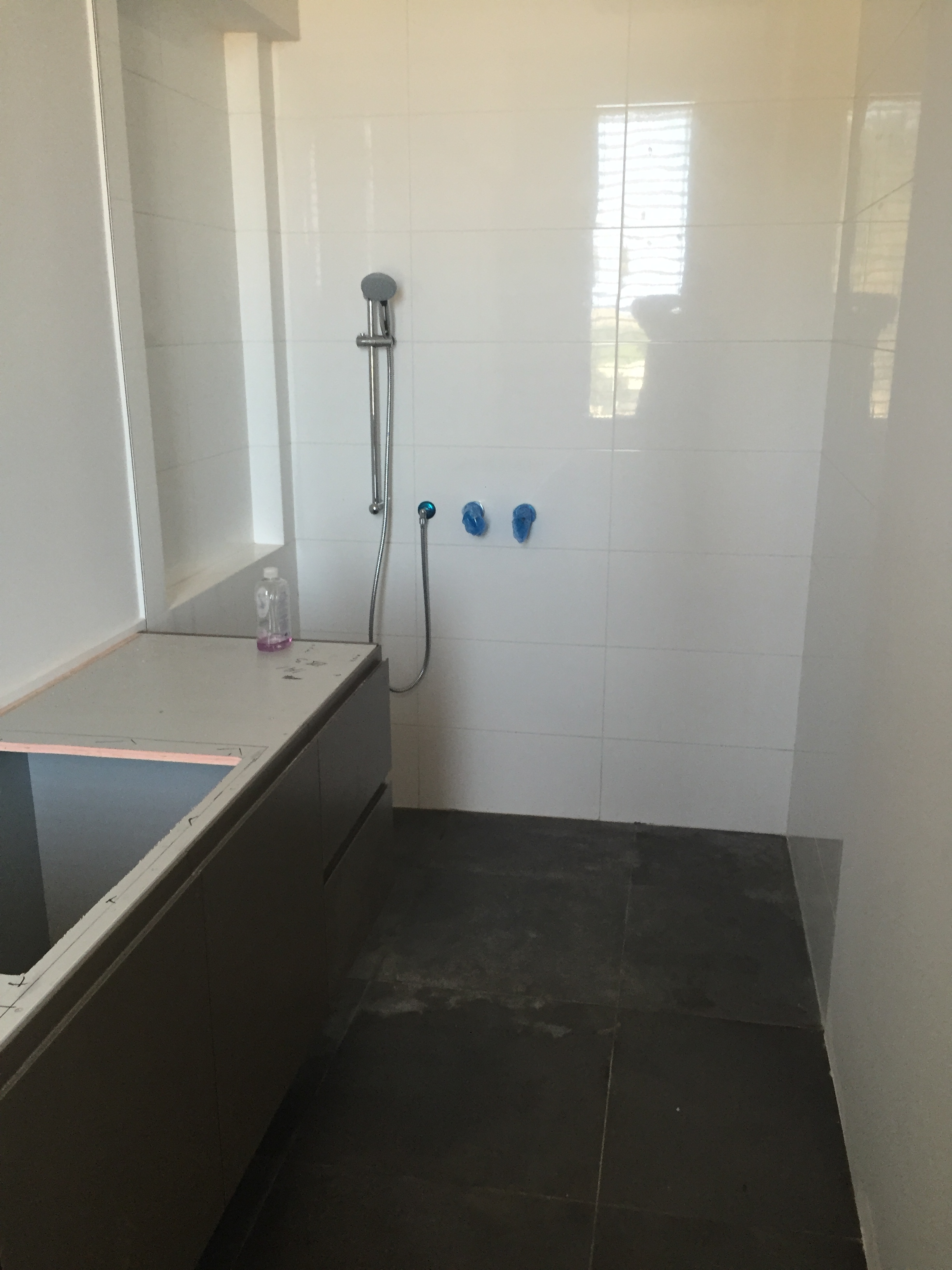 שיפוץ קוסמטי בוילה