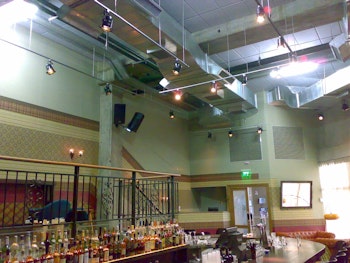 עבודת חשמל וריצוף במסעדה