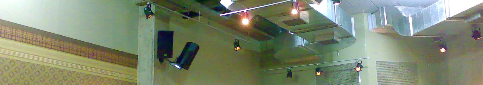 צילום מעבודה של מוראן דקסה