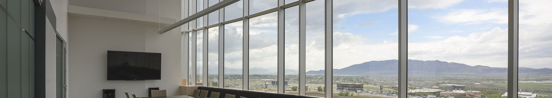 צילום מעבודה של מוטי שובבו