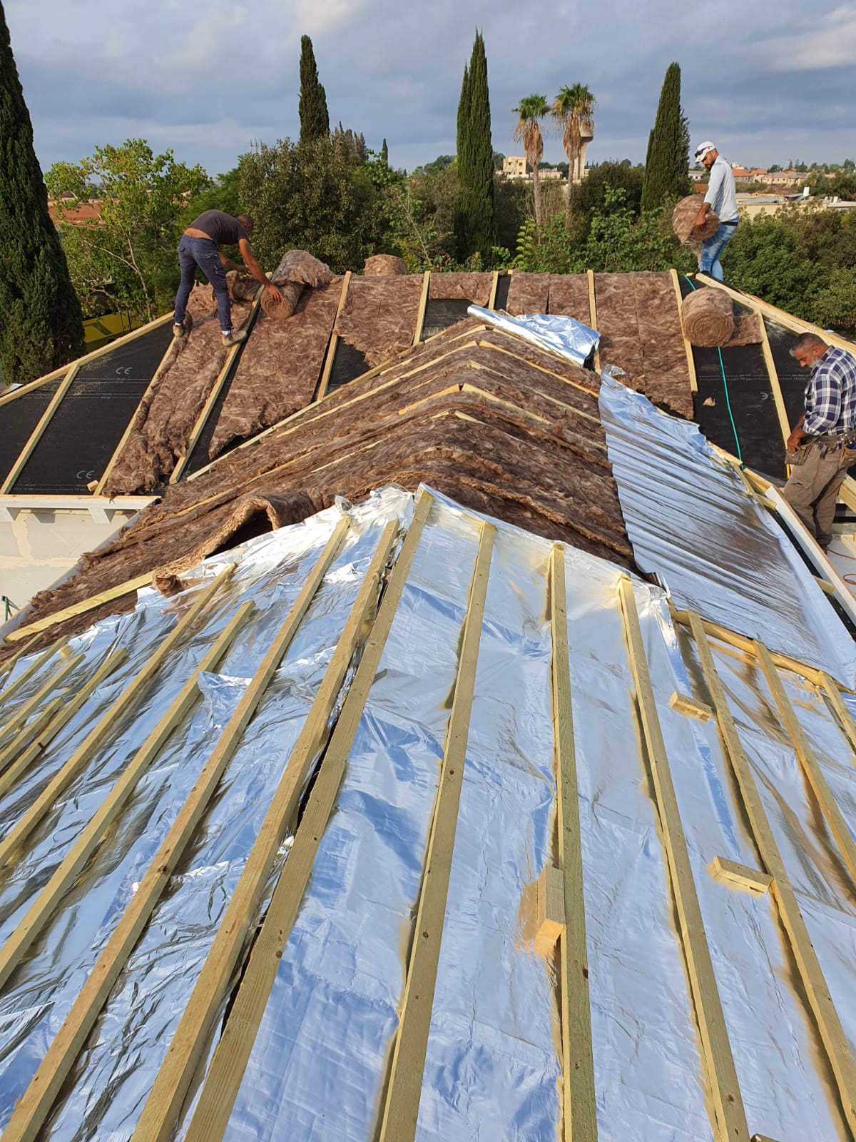 גגות רעפים פרגולות ודקים