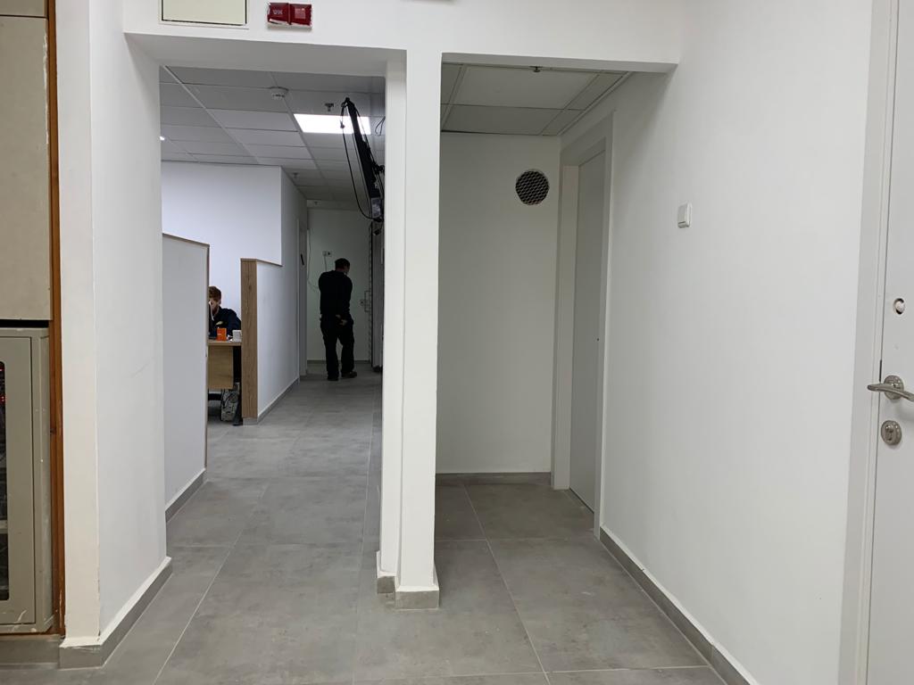 מבנה מרכז טניס