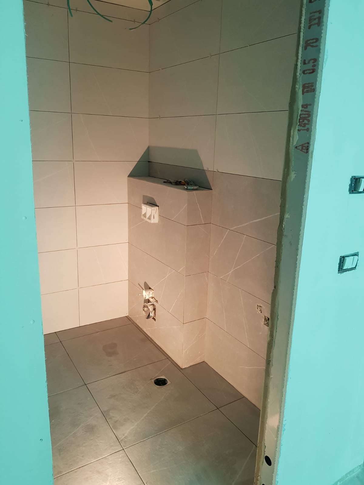 שיפוץ בית פרטי 2 קומות