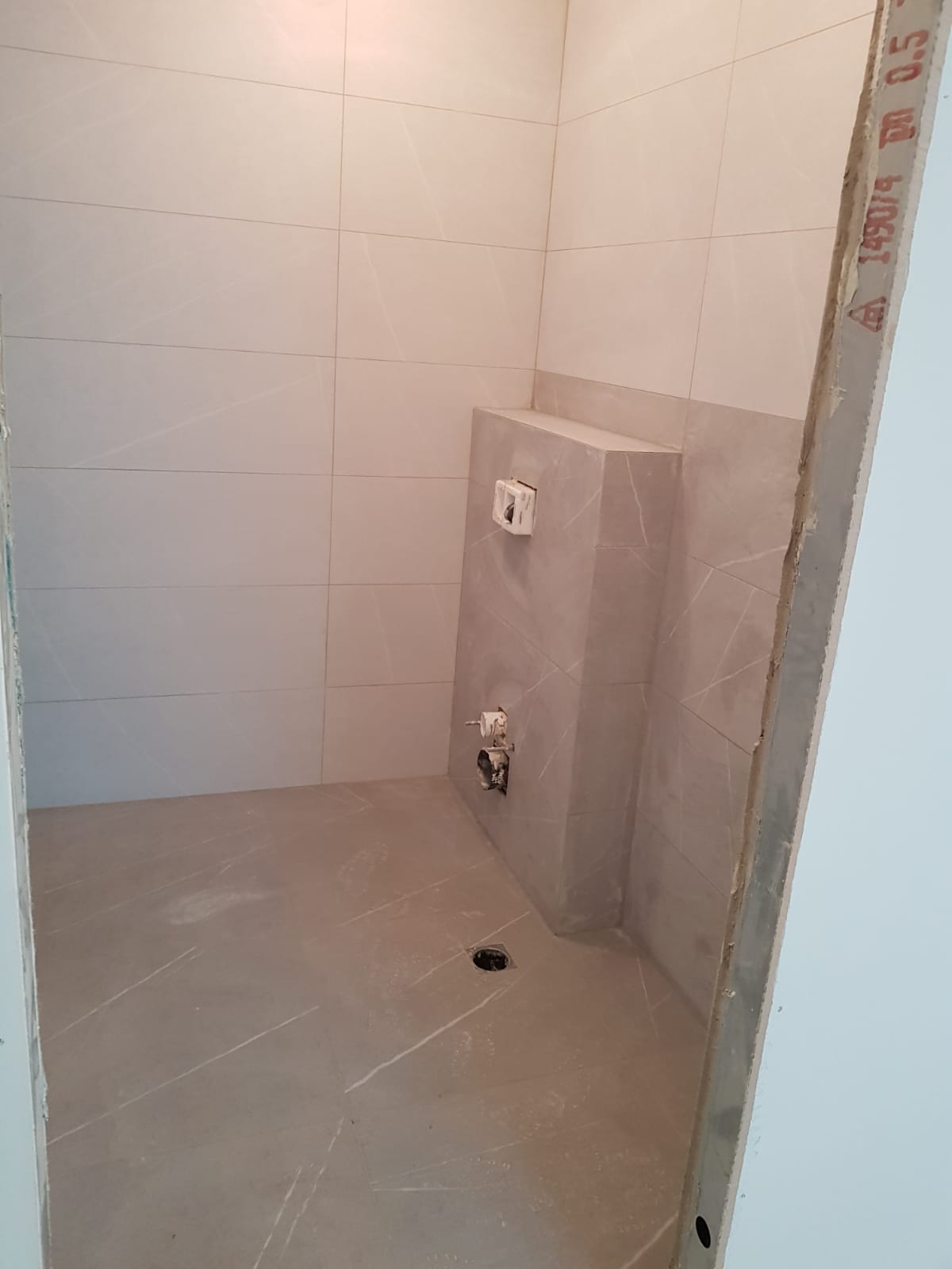 שיפוץ בית פרטי 2 קומות