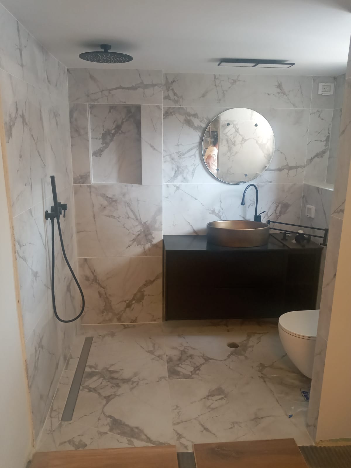 שיפוצי מקלחת ושירותים קומפלט