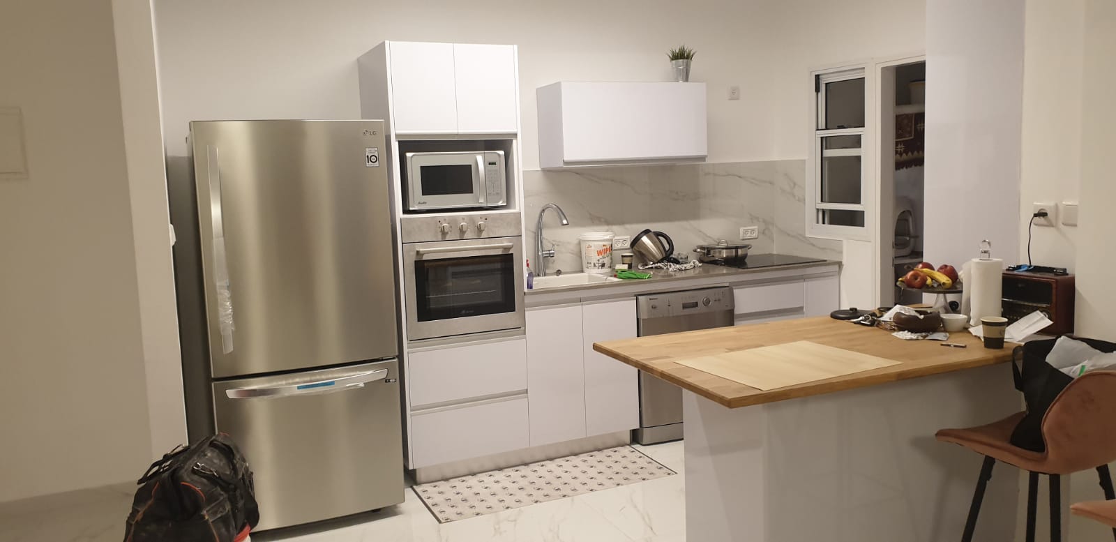 צילום מעבודה של יורי סידורנקו