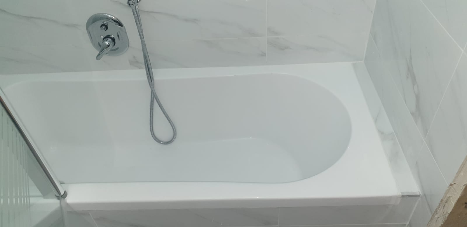 מגוון עבודות של שיפוצי מקלחות ושירותים קומפלט