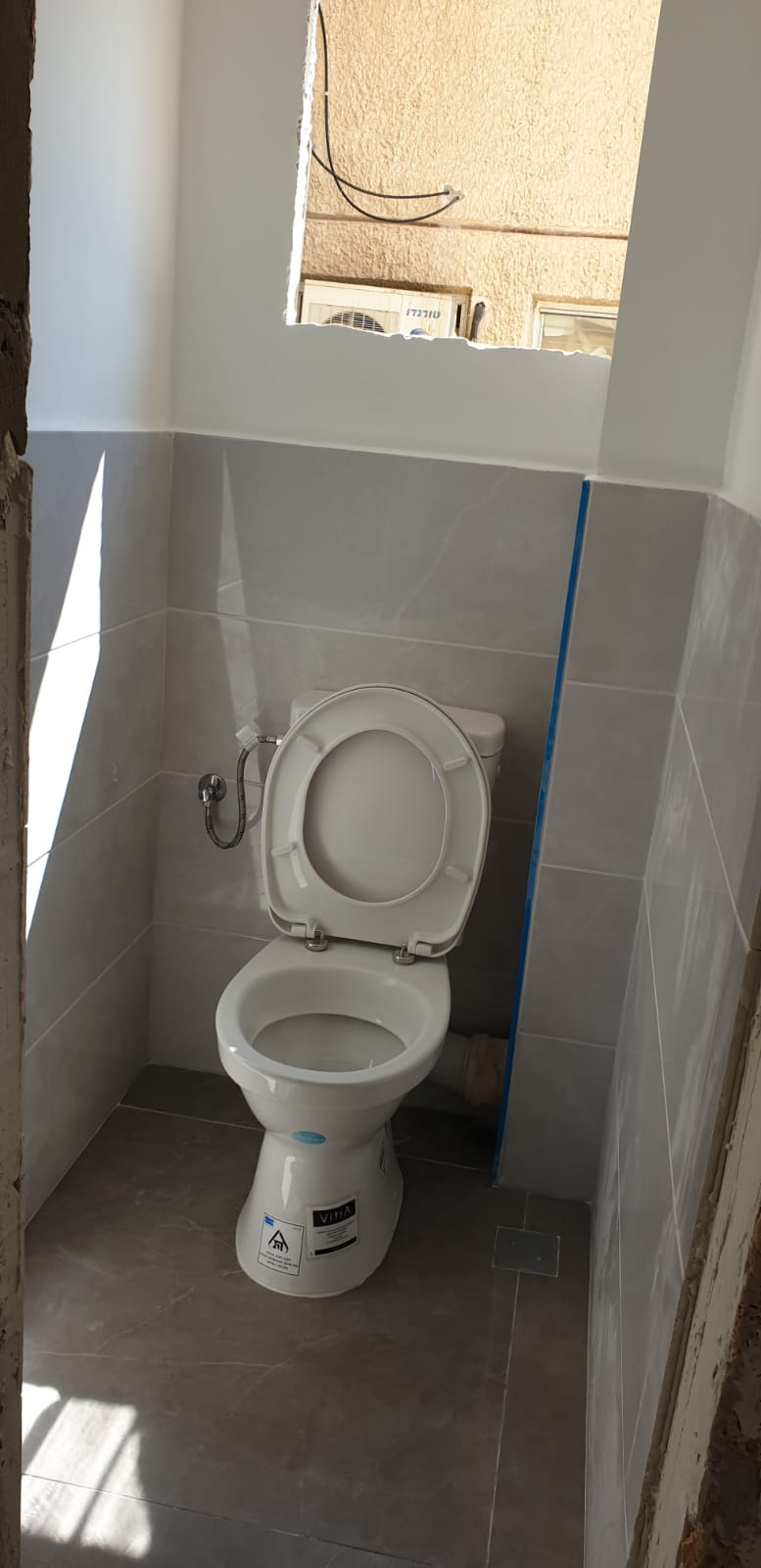 מגוון עבודות של שיפוצי מקלחות ושירותים קומפלט