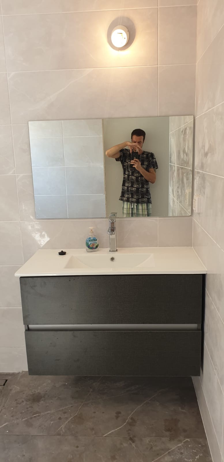 מגוון עבודות של שיפוצי מקלחות ושירותים קומפלט