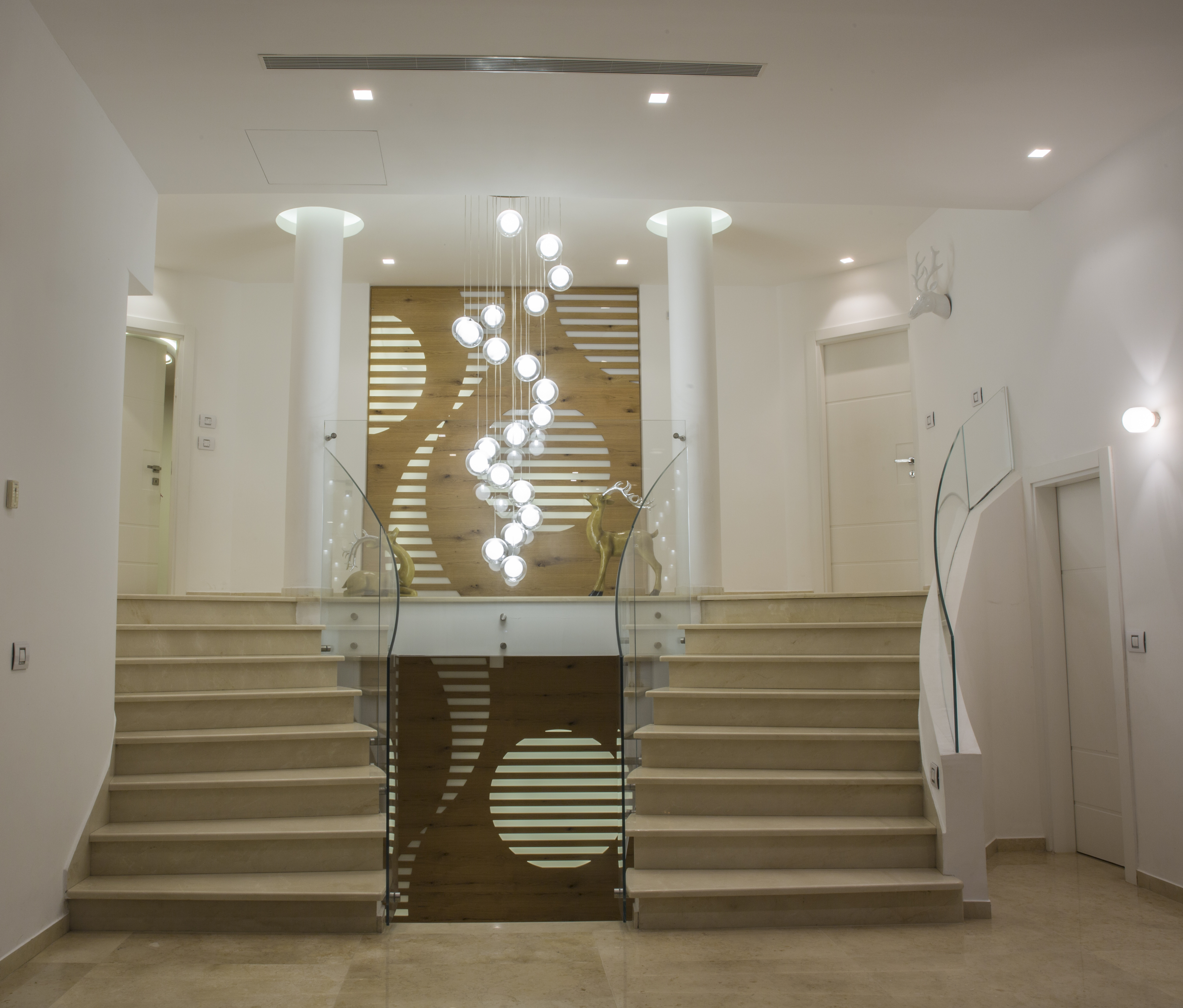 שיפוץ מהיסוד ועיצוב פנים