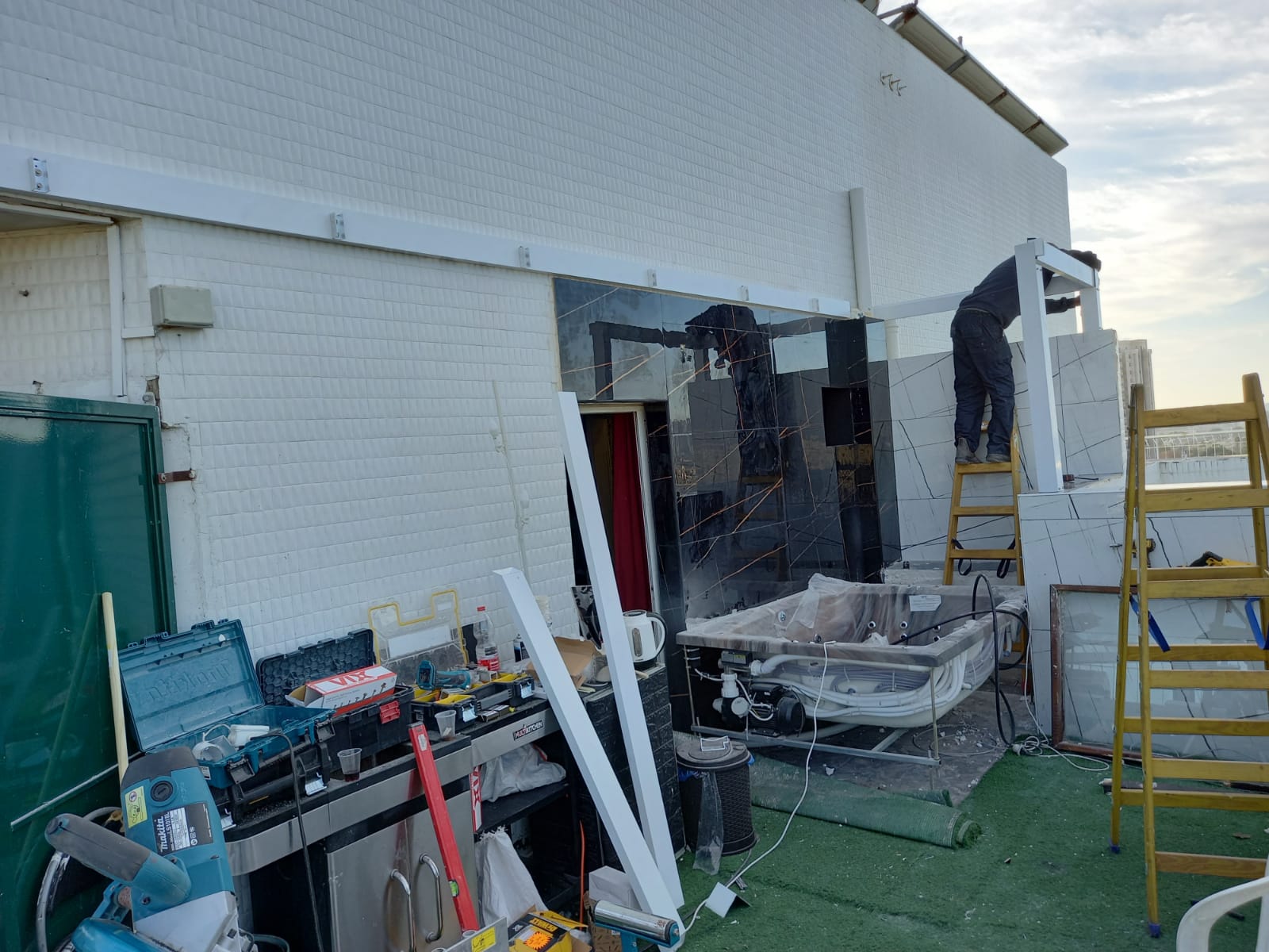 מגוון פרגולות אלומיניום