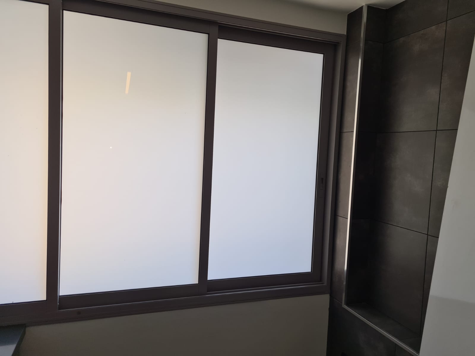 חלונות אלומיניום