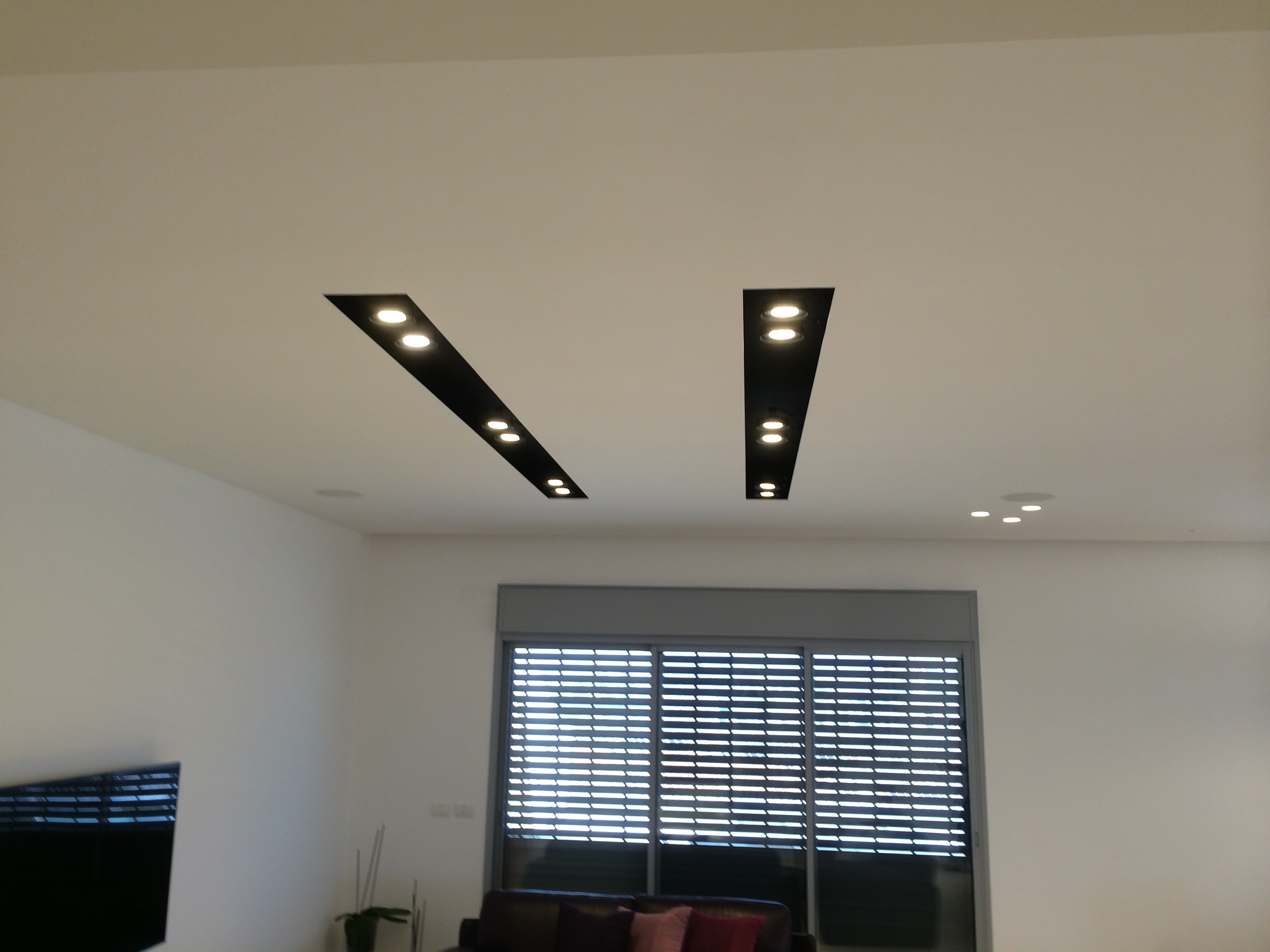 שיפוץ סלון ומטבח