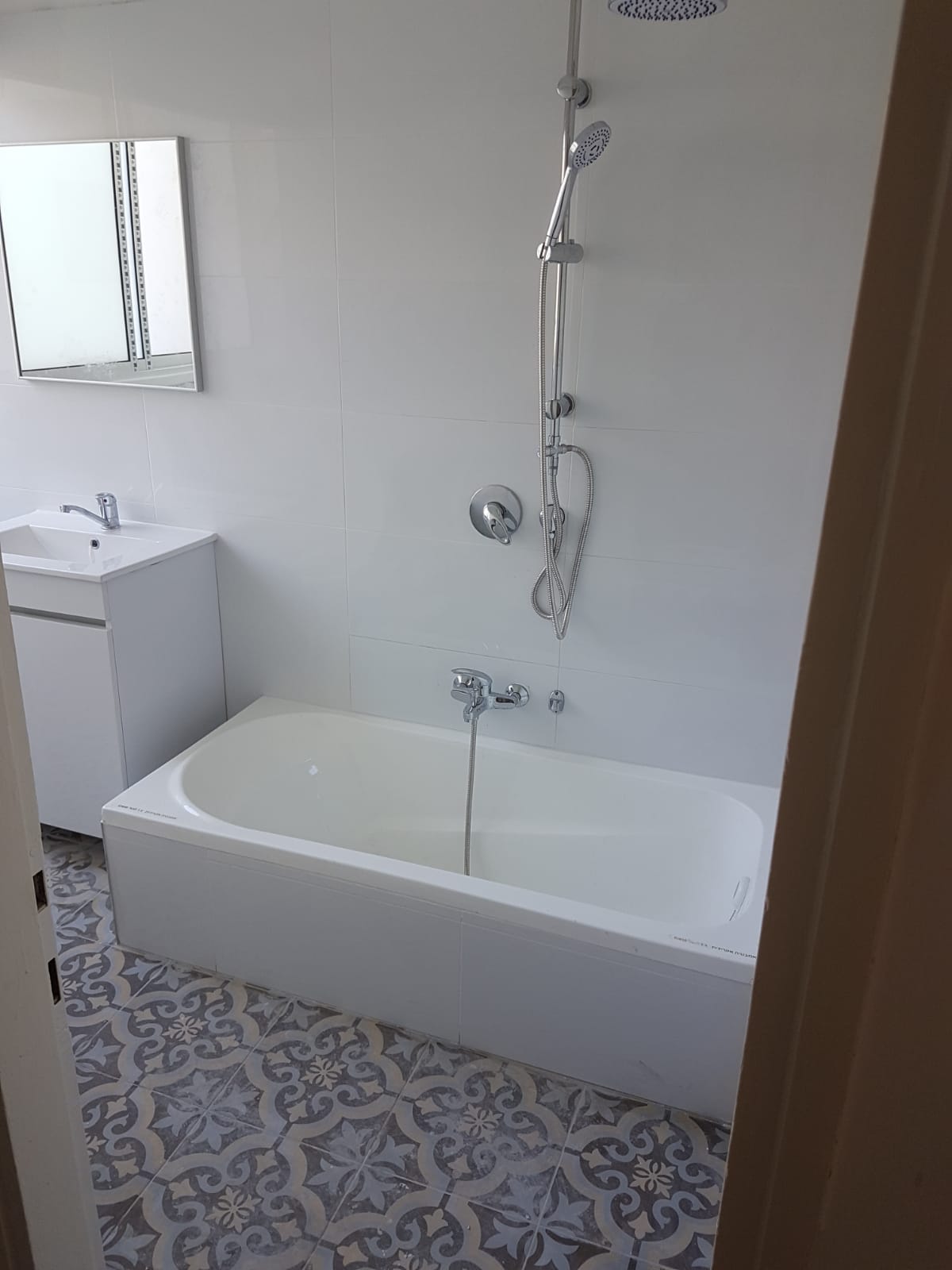 שיפוצי אמבטיות ושירותים