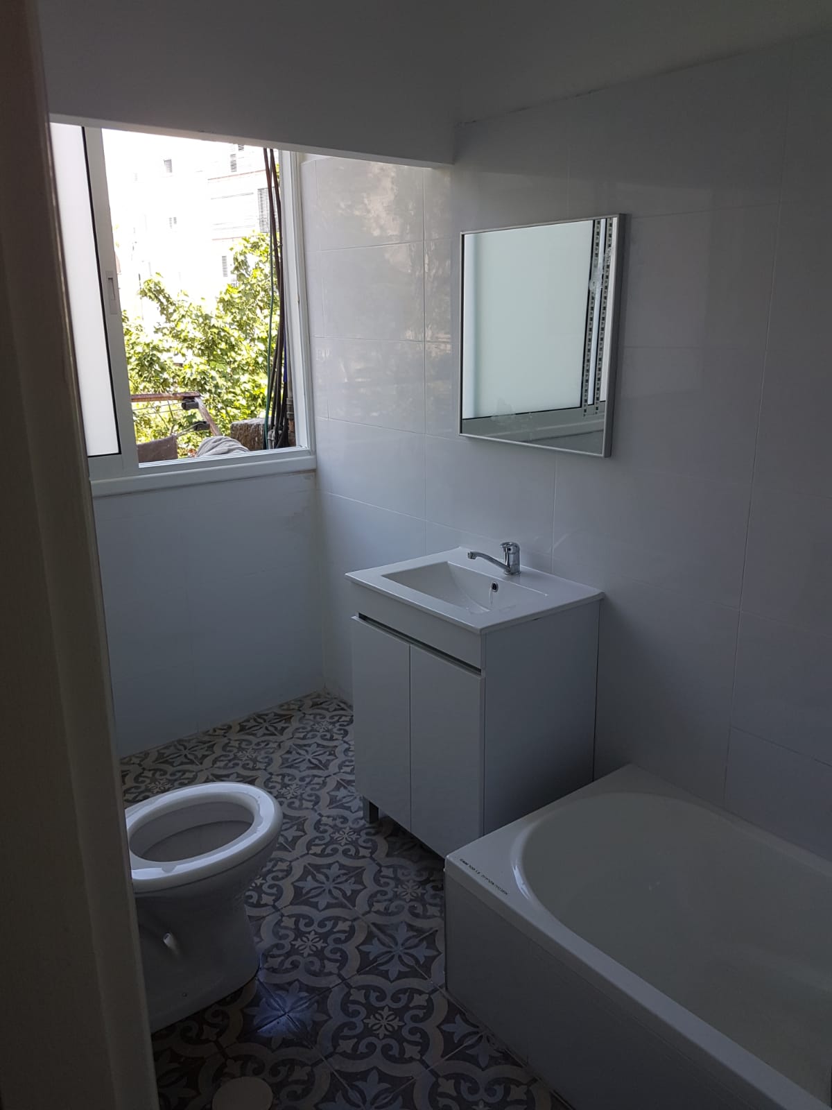 שיפוצי אמבטיות ושירותים