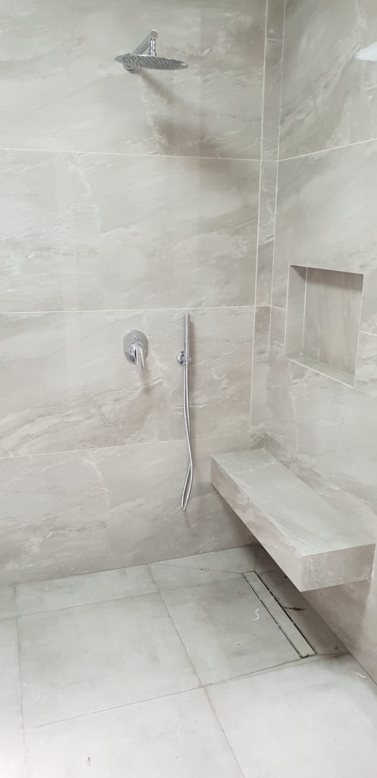 מגוון שיפוצי אמבטיה קומפלט