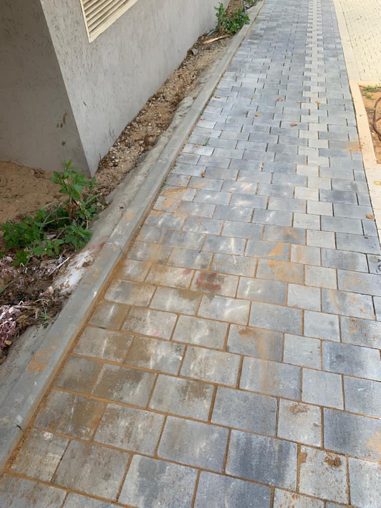 אבנים משתלבות