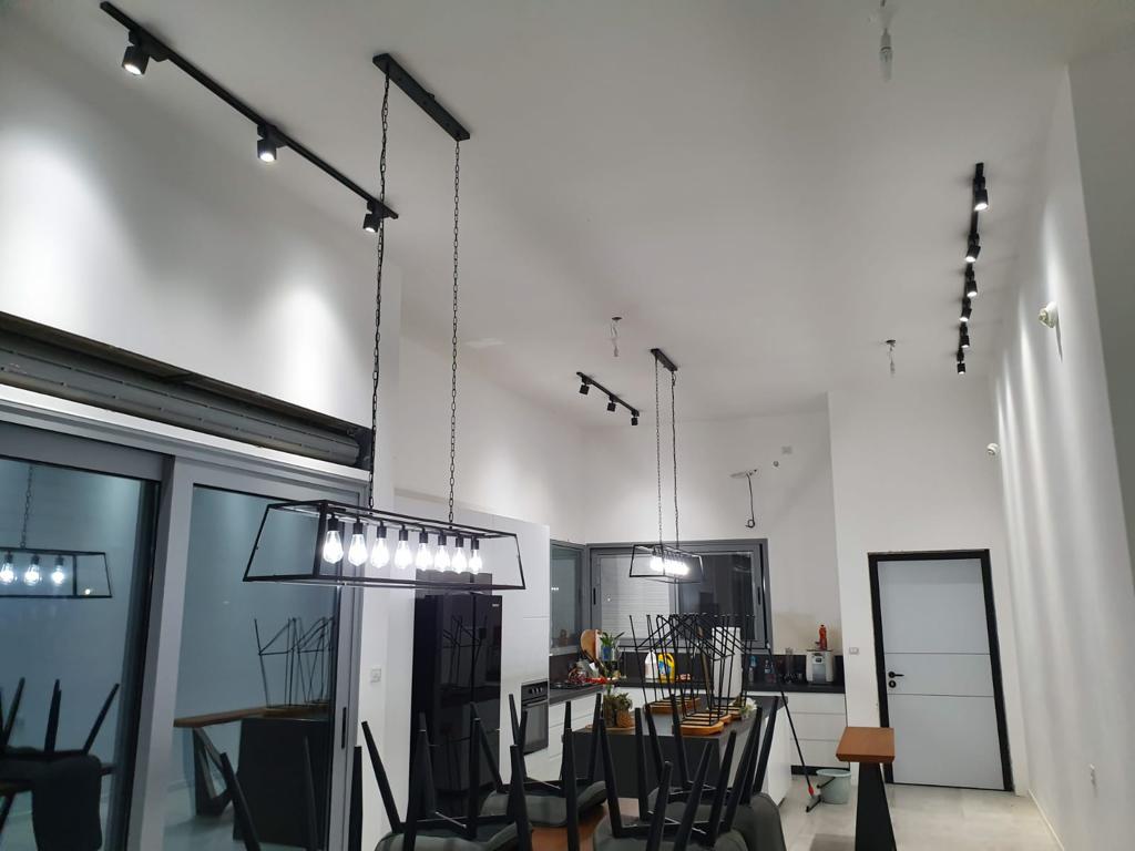 בניית צמוד קרקע 2 מפלסים