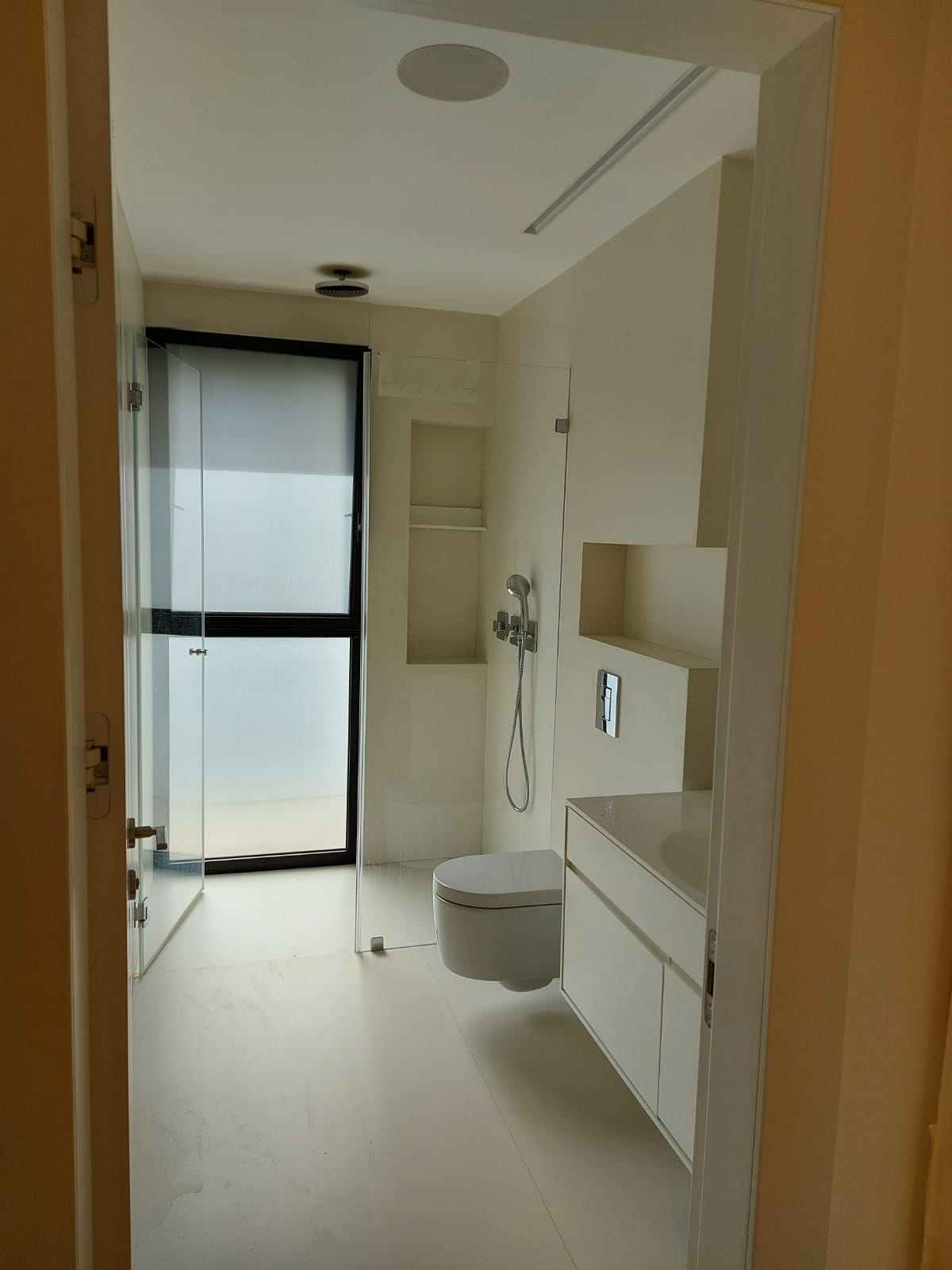 עבודות גמר בוילה אחרי שלד - חולון