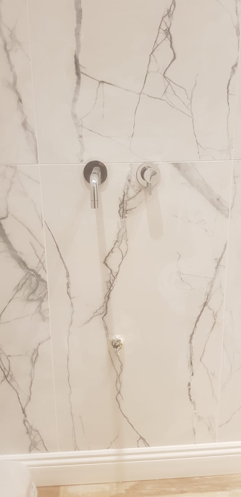 צילום מעבודה של מרדכי סורני